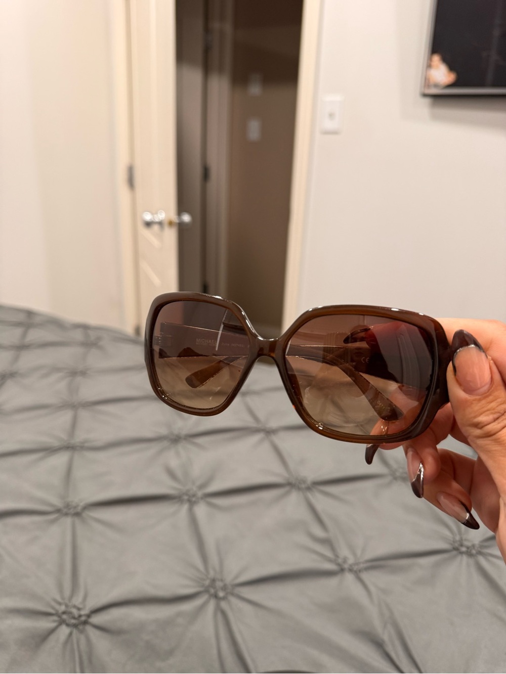 Women’s sunglasses - oversized Michael Kors